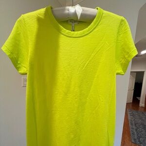 Rag & Bone Tee - Crew Neck, Size M Slub Cotton T  in Fresh Lime. NWT